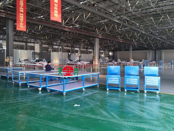 詢工具柜廠家定制工位器具為什么要提前下單？【天金岡】