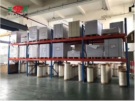 工具柜廠家天金岡貨架解決了車間堆物的問題 工具柜廠家天金岡貨架解決了車間堆物的問題