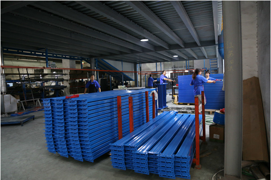 工具柜廠家天金岡，秉承綠色環(huán)保理念，打造綠色工廠