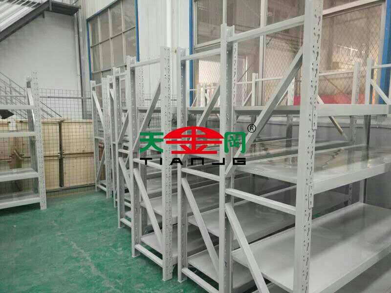 上海倉儲(chǔ)貨架廠家