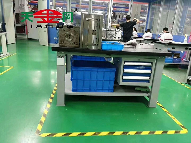 帶燈工作臺生產廠家